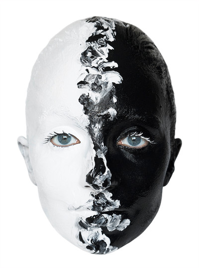 Elvira Carrasco | Between 2 worlds Elvira Carrasco | Between 2 worlds