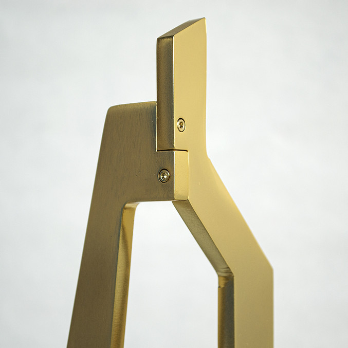 Candela Muniozguren | Industrial gold_05