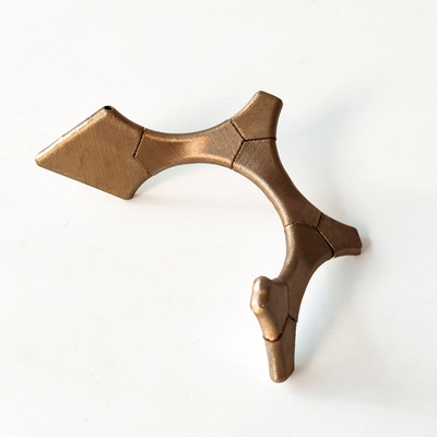 Diego Canogar | Pequeña Enroscada Ensamblable 4N