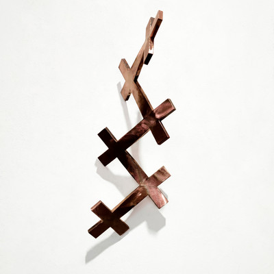 Diego Canogar | Pequeña Cruciforme de Bronce 6C