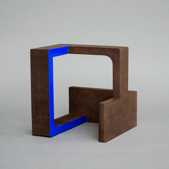 Candela Muniozguren | Contenedor línea azul_01